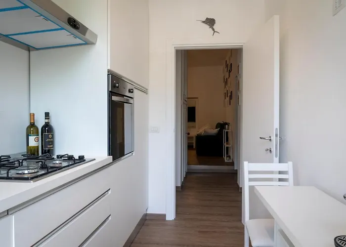 Porta Ovile Civico 5 *