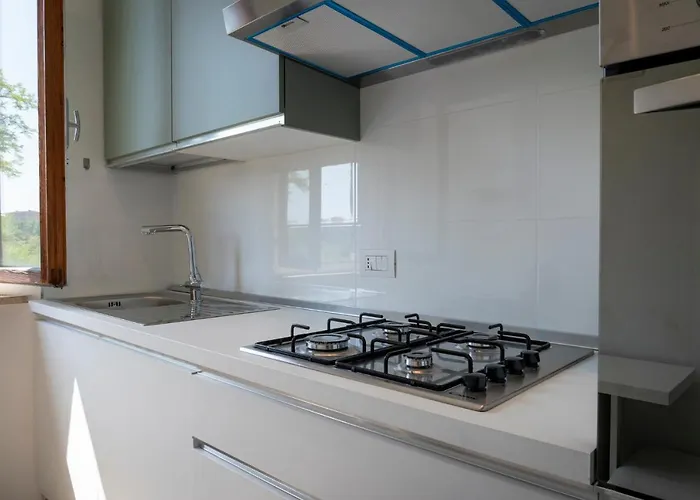 Porta Ovile Civico 5 *