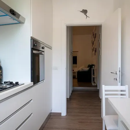 Porta Ovile Civico 5 *