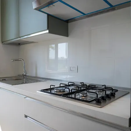 Porta Ovile Civico 5 *