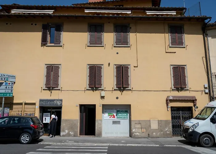 Porta Ovile Civico 5 * Siena